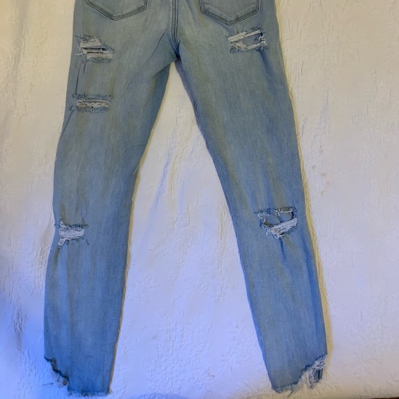Distressed high waisted jeans - Picture 3 of 7